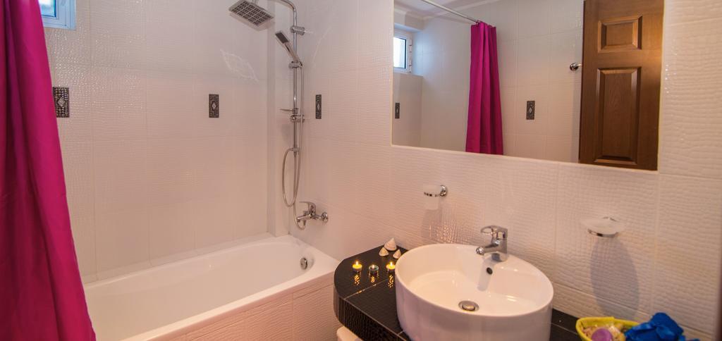 Ostria Apartments Kalamákion エクステリア 写真